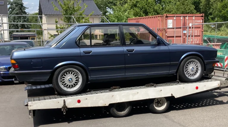 Mehr über den Artikel erfahren BMW E28 M5 Restomod: Ein echtes Unikat!